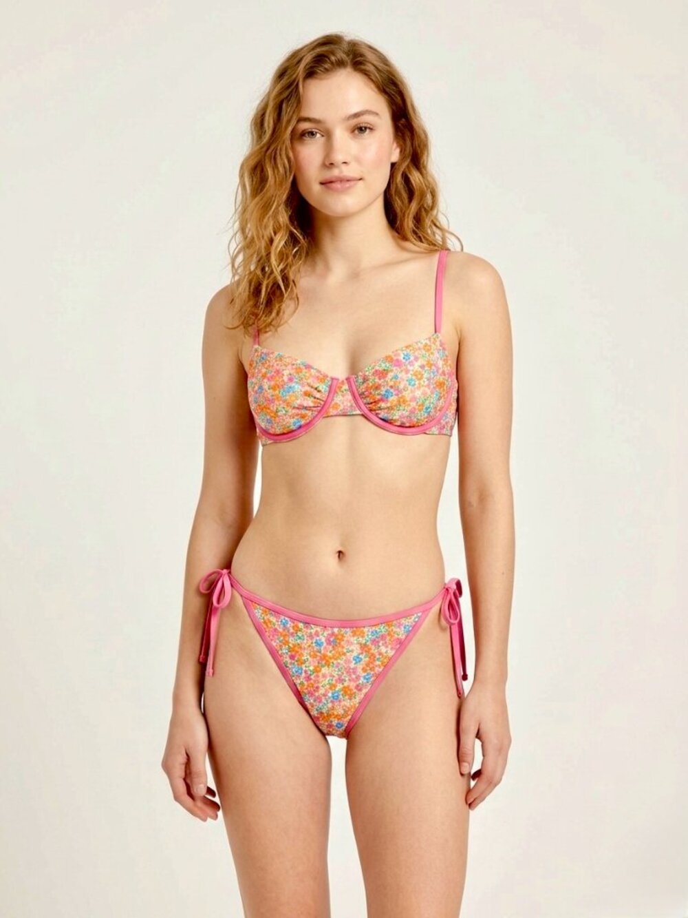 NWT Wild Fable (Target) Floral Print Underwire Bikini Set - Size M (8-10)